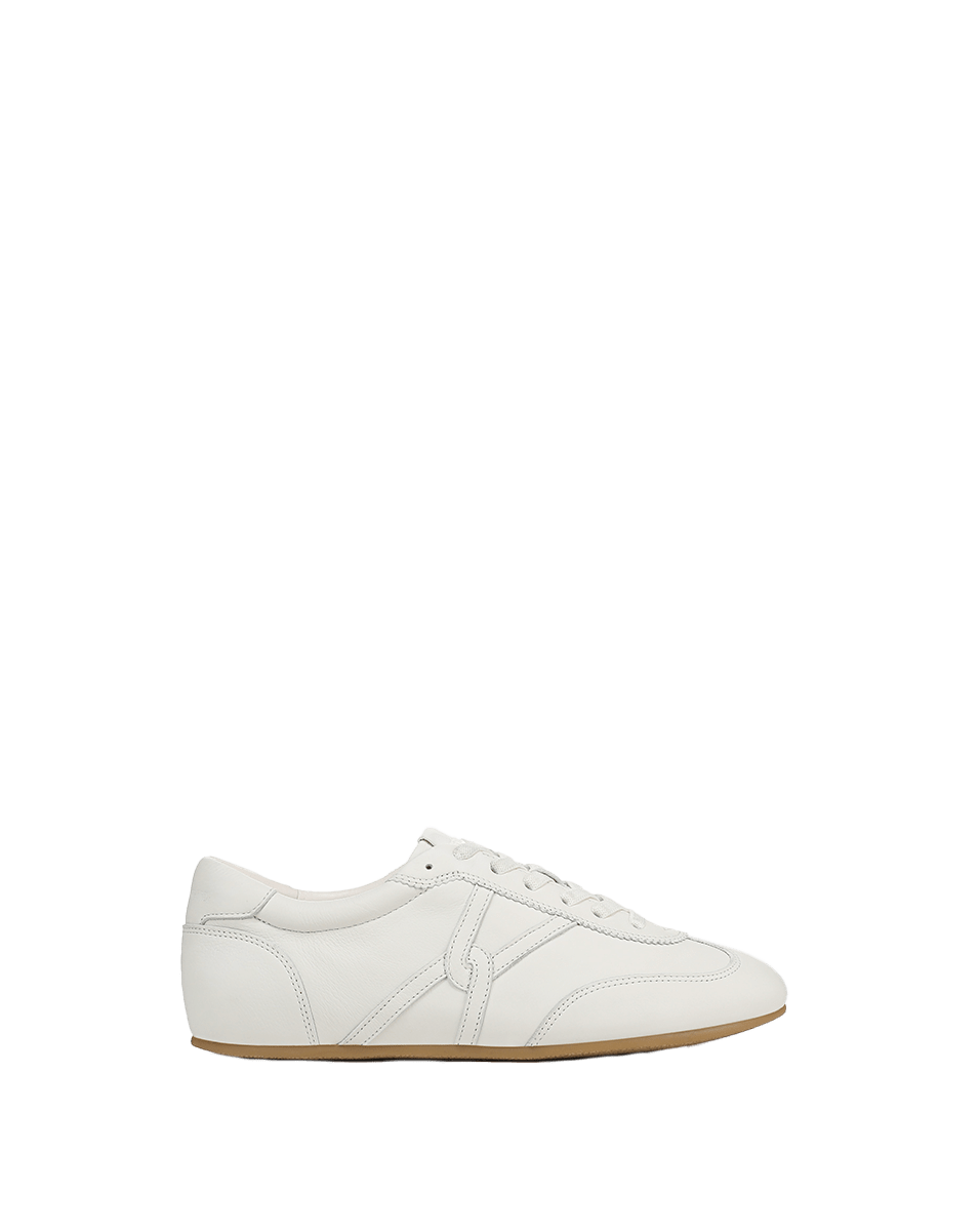 Versatile Travel Sneaker